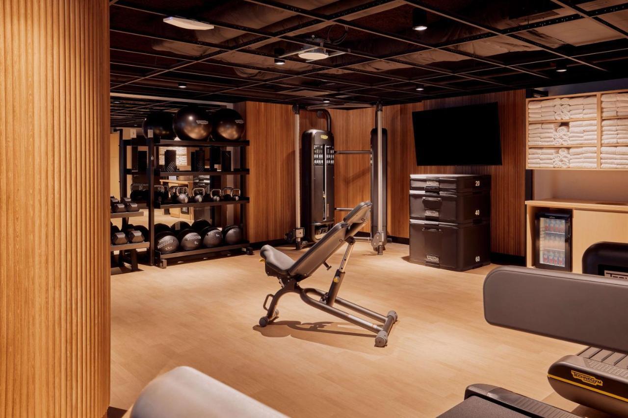 The Godfrey Detroit, Curio Collection By Hilton Hotell Eksteriør bilde