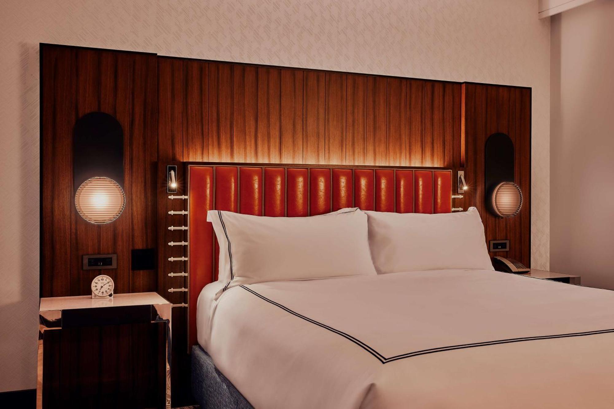 The Godfrey Detroit, Curio Collection By Hilton Hotell Eksteriør bilde